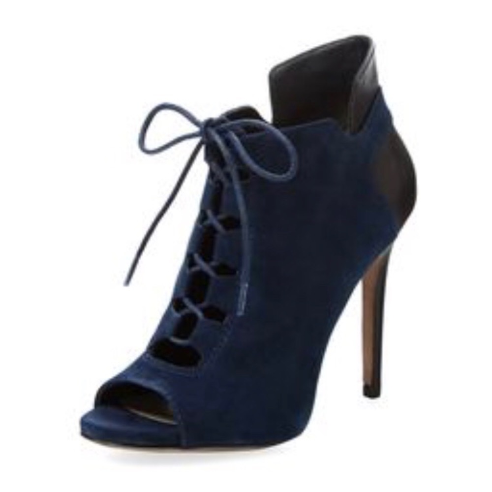 Brand New Pour La Victoire Lace-Up Booties